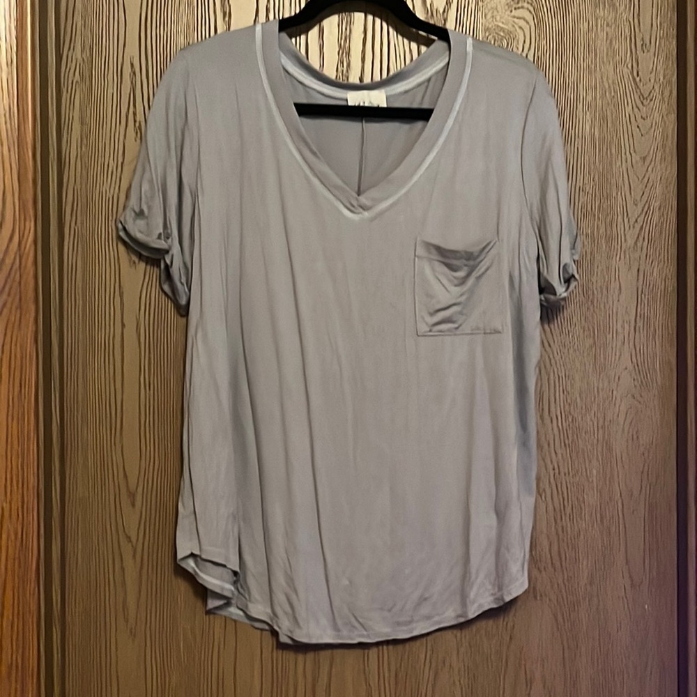 Light Grey Pocket V Neck - Large